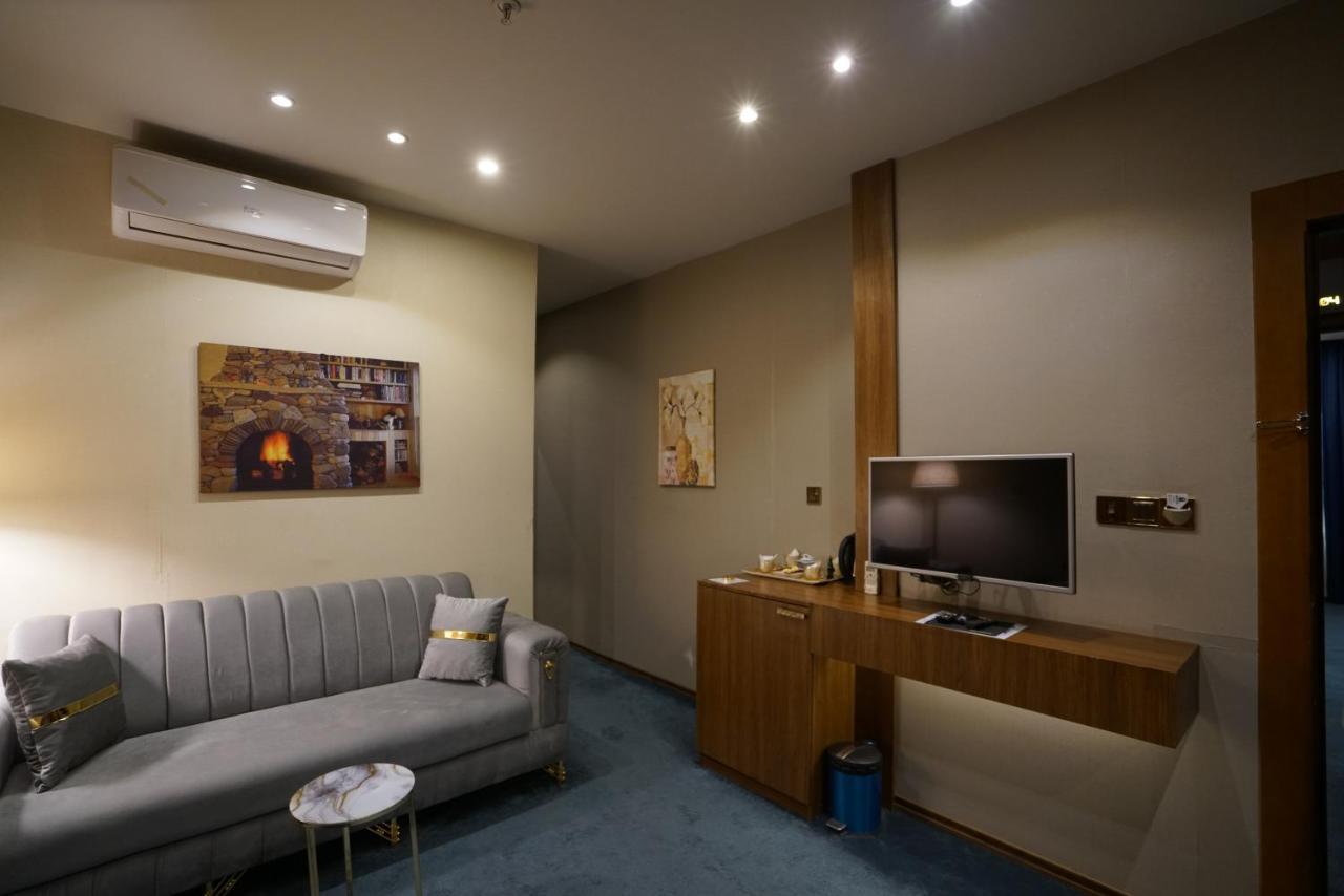 Gratus Hotel Эрбиль Экстерьер фото